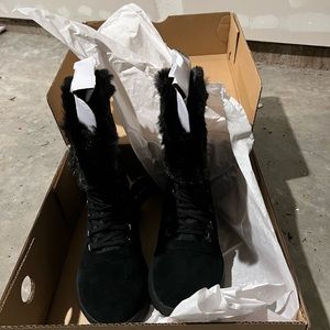 Women's Slopeside Village™ Omni-Heat™ High Boot